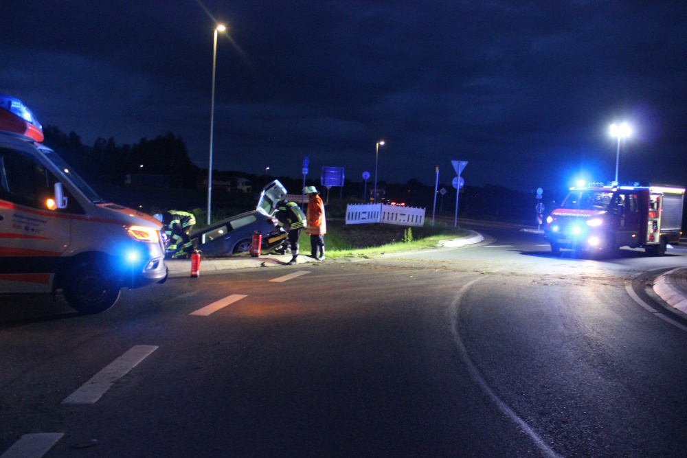 2024 05 04 VU B494 Kreisel Hohenhameln2a