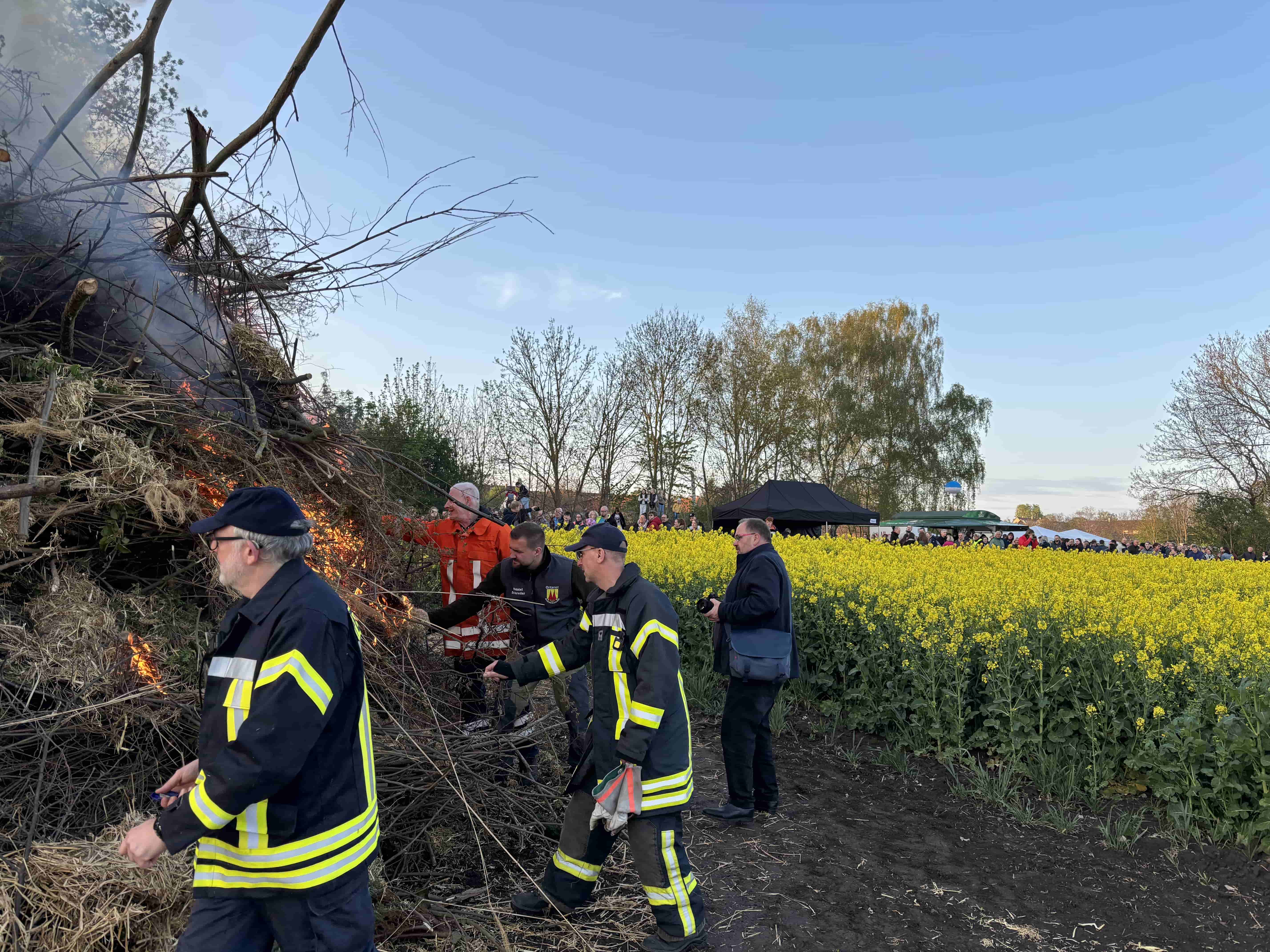 Osterfeuer 2025 Hollwege 3